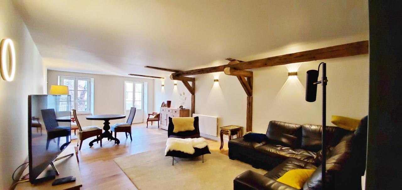 L'Hivernet, Grand Triplex Neuf Au Coeur D'Embrun Acces Facile Eksteriør bilde